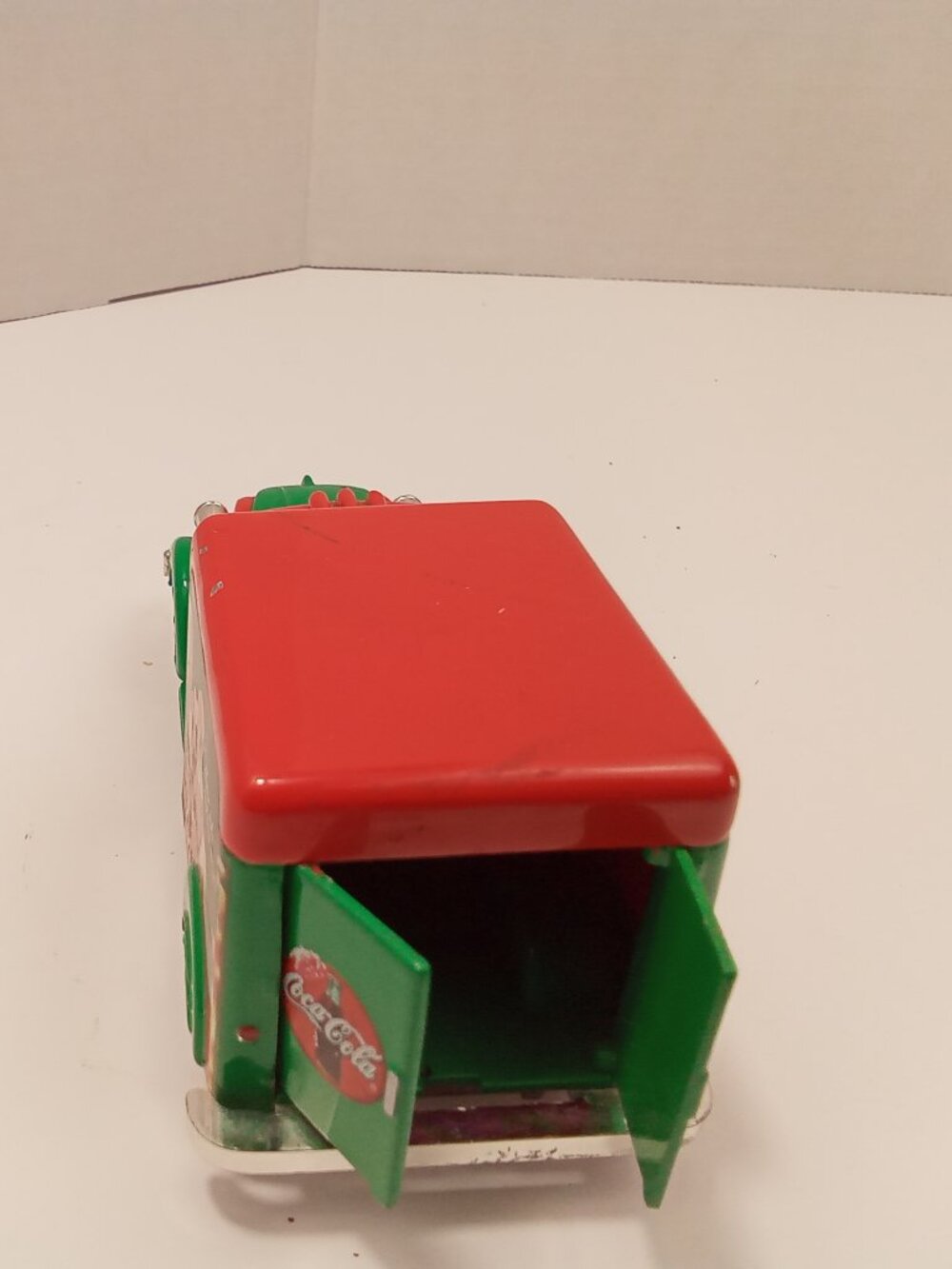 Matchbox Collectibles Coca-Cola 1937 Dodge Airflow Santa Truck